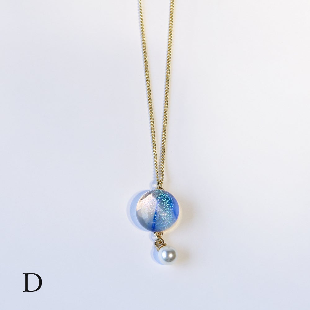 prismglass】揺れるガラスの標本ネックレス | ウサギノネドコ