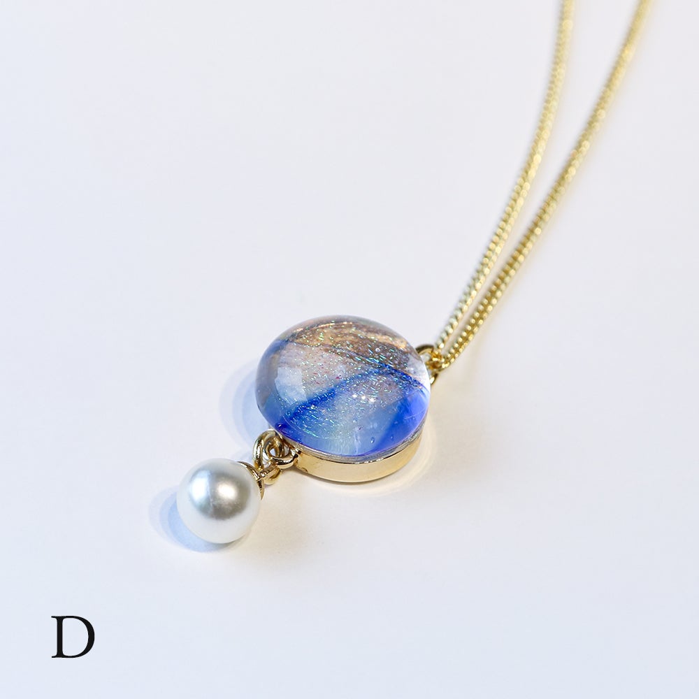 prismglass】揺れるガラスの標本ネックレス | ウサギノネドコ