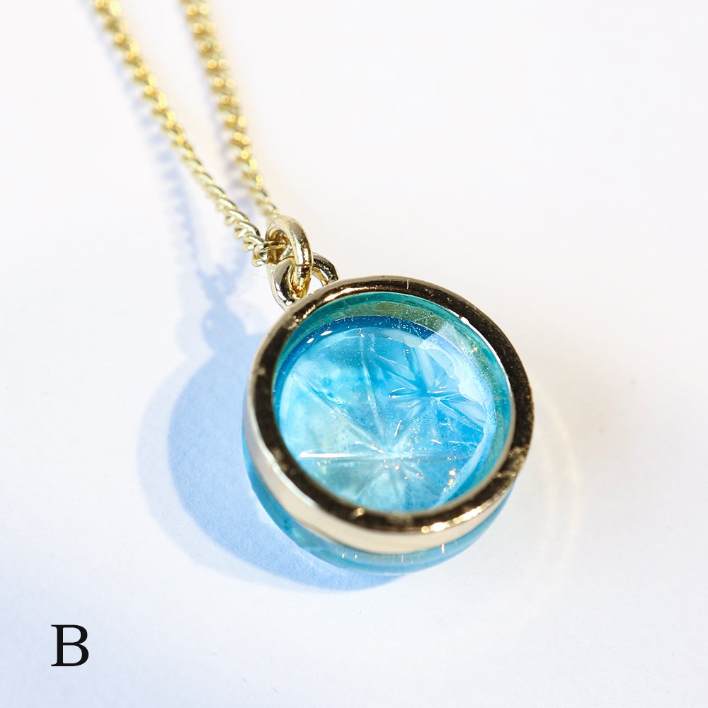 prismglass】ガラスの天体観測ネックレス | ウサギノネドコ